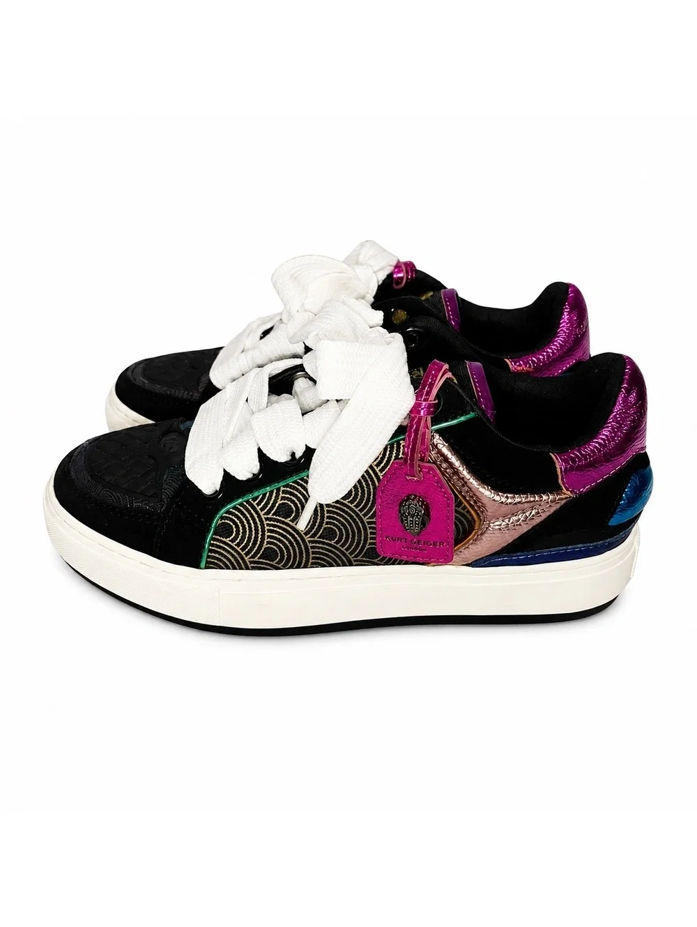 Kurt Geiger step out
